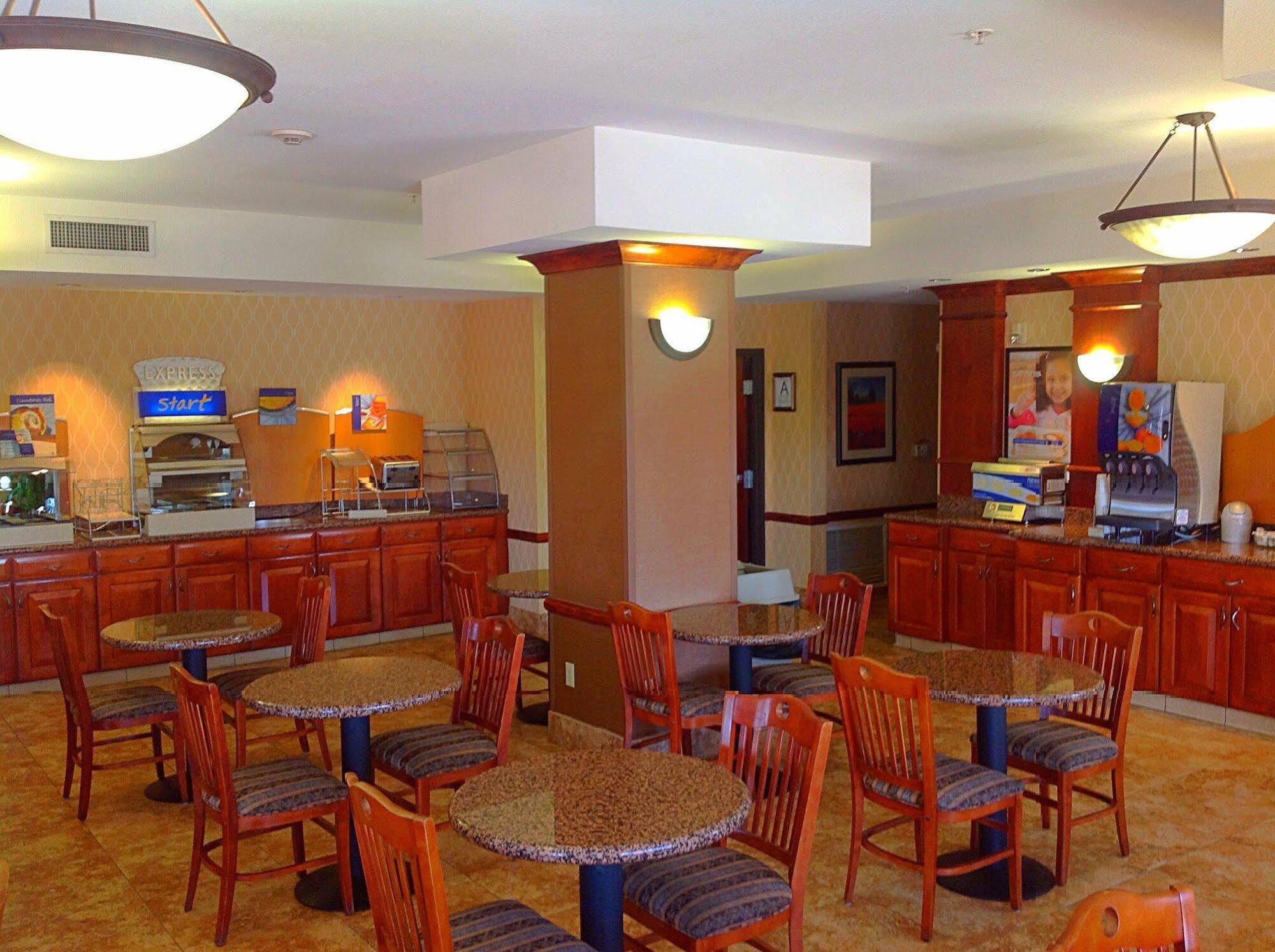 Holiday Inn Express Hotel & Suites Barstow By Ihg Ngoại thất bức ảnh